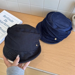 Sombrero de Equitación de Poliéster Fruncido Vintage para Mujer Negro Azul Marino Gorra de Vendedor de Periódicos Con Insignia de Metal Sombrero Parasole Conmutador