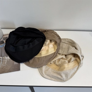 Atmungsaktive Schirmmützen im japanischen Stil für Damen in Schwarz Braun und Beige