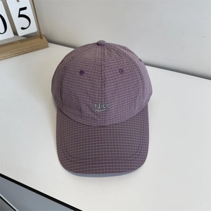 Purple checkered baseball cap with Nice embroidery and quick-dry sun protection fabric