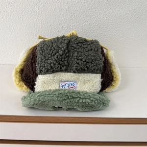 Winter aviator hat with frog eye wing design and soft color-block fleece for warmth