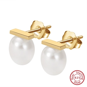 925 Sterling Silver Baroque Pearl Drop Earrings in elegant gold finish design
