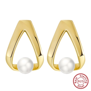 925 Sterling Silver geometric triangle stud earrings featuring elegant natural pearls