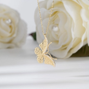 925 Sterling Silver Butterfly Pendant Necklace Gold Plated Zirconia Inlaid Animal Jewelry Gift For Women Girls Neck饰