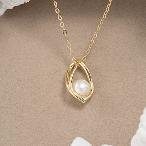 925 Sterling Silver Artificial Pearl Necklace Minimalist Irregular Water Drop Pendant Elegant Jewelry For Women
