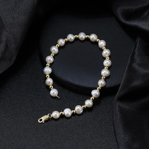 Elegant white freshwater pearl bracelet with S925 sterling silver gold plated clasp