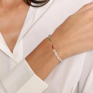 Bracelet en argent plaqué or 14K avec perles blanches et pierres précieuses colorées