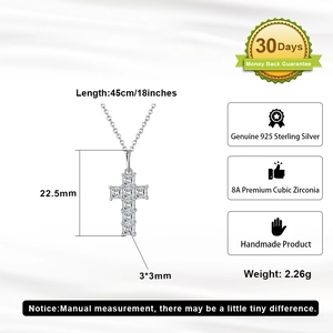Dimensions détaillées du pendentif croix en argent S925 avec zircons cubiques 8A