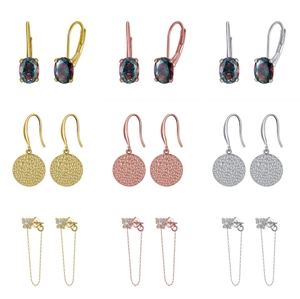 Ensemble de boucles d'oreilles en argent S925 avec pierres, disques martelés et pompons papillon