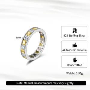 Bague éternité en argent 925 faite main avec zircons jaunes et blancs de taille princesse