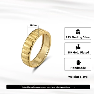 Detail showing 925 sterling silver ring with 6mm width and 18k gold plated texture