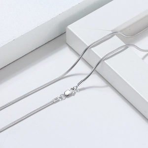 Polished S925 sterling silver round snake chain necklace with Italy engraved clasp