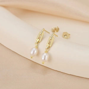 Elegant gold S925 silver earrings with rectangle zircon links and drop pearls
