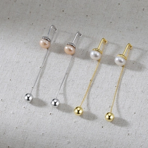 Elegant S925 silver pearl tassel earrings featuring natural freshwater pearls and long chains