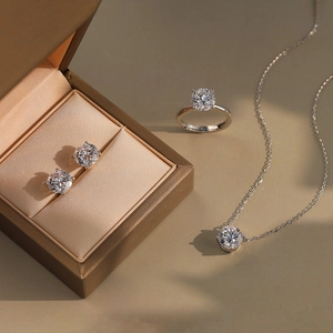 Sparkling S925 sterling silver jewelry set with round brilliant cut zircon stones