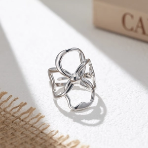 Retro 925 Sterling Silber Kleeblatt Ring mit unregelmäßigem, poliertem Durchbruchmuster