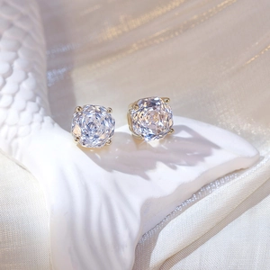 Classic S925 silver stud earrings with square-cut 5A zircon and 4-claw gold finish