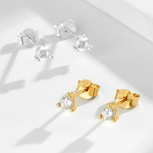 Minimalist S925 sterling silver stud earrings with sparkling round brilliant cut gems