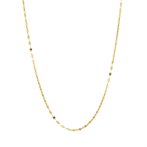Élégant collier chaîne en argent S925 plaqué or 18 carats sur fond blanc immaculé