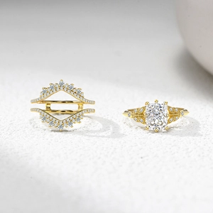 Macro shot of gold S925 silver wedding ring set with 3-carat rectangular ice cut zircon