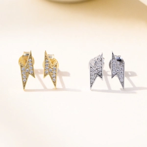 Elegant S925 sterling silver lightning bolt stud earrings with sparkling cubic zirconia