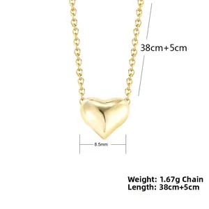 Detail view of 18K gold hollow heart necklace with 8.5mm pendant and 38cm+6cm chain