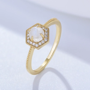 Vintage 925 Sterling Silver Gold Plated Moonstone Ring For Women Hexagon Rhinestone Halo Milgrain Band Fashion Jewelry
