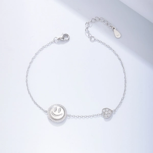 Bracelet élégant en argent sterling S925 avec smiley en zircone et breloque en cœur