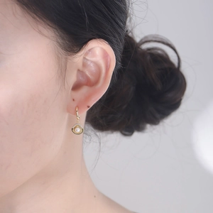 Elegant S925 silver shell-shaped pearl earrings with gold plating and sparkling zircons