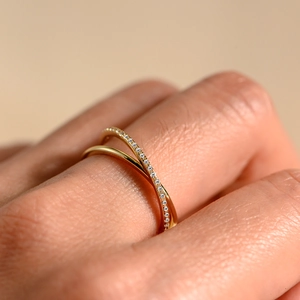 Bague double anneau croisé en argent S925 doré sertie de zircons au style minimaliste