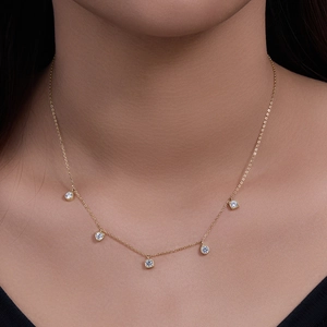 Collier élégant en argent sterling S925 avec pendentifs géométriques en zircon doré