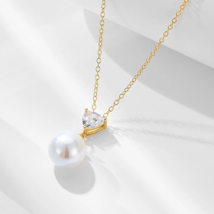 925 Sterling Silver Artificial Pearl Necklace Heart Triangle Cubic Zirconia Pendant Minimalist Elegant Clavicle Chain Jewelry Women