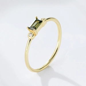 Vintage S925 Sterling Silver Square Rhinestone Ring For Women Retro Geometric Emerald Cut Green Red Gemstone Thin Band Jewelry