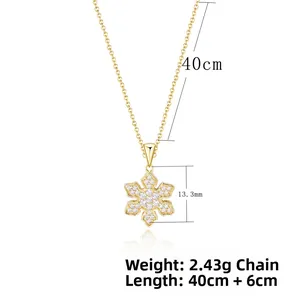 Detail view of 925 silver snowflake pendant with dimensions 13.3mm and 2.43g weight
