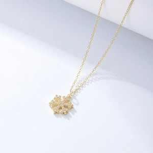 Minimalist gold S925 sterling silver snowflake necklace with sparkling zircon pavé