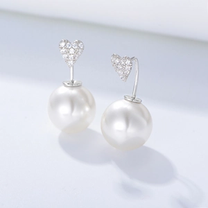 Boucles d'oreilles cœur en argent S925 avec zircons pavés et perles blanches
