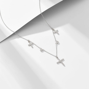 925 sterling silver cross necklace with pavé cubic zirconia and white metal chain