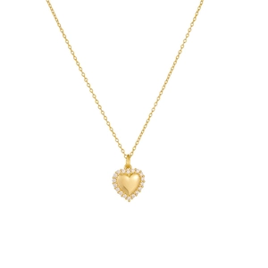 Collier avec pendentif cœur poli et bordure scintillante en pavé de zircone dorée
