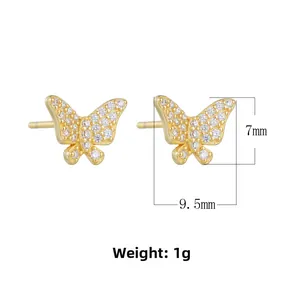 Vue détaillée de boucles d'oreilles papillon en argent mesurant 9,5 mm sur 7 mm