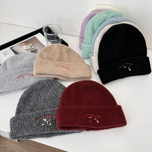 Knitted ribbed beanie hats for women with Lucky Pipiegg embroidery in multiple colors
