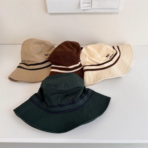 Striped cotton bucket hats with fox embroidery in four versatile autumn colors
