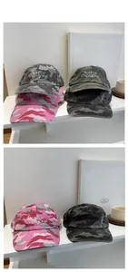 Broderie détaillée sur casquettes de baseball camouflage en coton de style streetwear