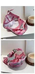 Détails de la casquette camouflage rose avec boucle réglable et structure intérieure