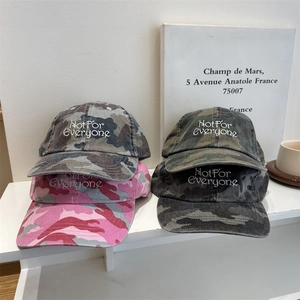 Casquette de Baseball Camouflage en Acrylique Broderie de Lettres Sommet Souple Réglable Chapeau de Soleil Rétro Mode Homme Femme