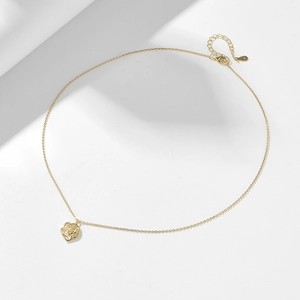 Collier rose vintage français en argent 925 avec zircon brillant et finition dorée
