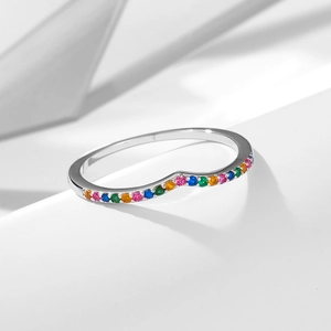 S925 sterling silver V-shaped rainbow zircon ring with colorful gradient stones