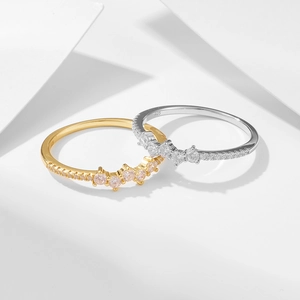 Elegant crown-shaped S925 sterling silver rings with zircon in gold and silver finishes