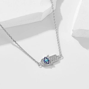 Collier Main de Fatma en argent S925 avec œil bleu et pendentif en zircone