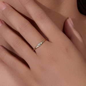 Minimalist S925 silver gold-plated thin ring with marquise setting and single diamond