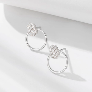 Boucles d'oreilles créoles minimalistes en argent S925 avec zircons cubiques brillants
