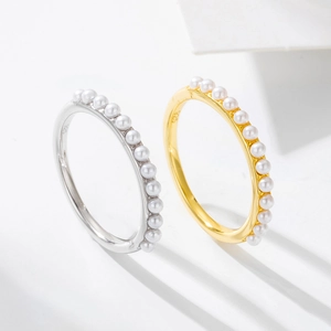 Elegant S925 sterling silver rings with small white pearls in gold and silver finish